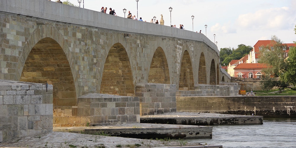 Foto der steinernen Brücke von Regensburg